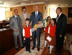 Gümüşhane Özel Bahar İlköğretim Okulu Öğrencileri Vali Salihoğlu'nu Ziyaret Etti