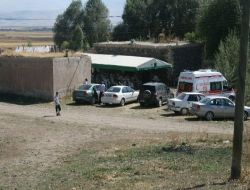 Ağrı'da 5 Kişinin Hayatını Kaybettiği Otlubayır Köyü'nde Taziye Çadırı Kuruldu