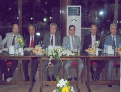 Bakan Demir, Akü Tarafından Verilen Akşam Yemeğine Katıldı!