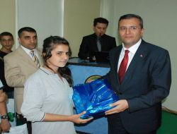 Şehitkâmil Belediyesi, Etüt Merkezlerinin Başarılı Öğrencilerini Ödüllendirdi