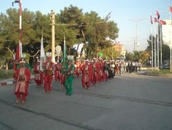 8. Saruhanlı Altın Üzüm Ve Kültür Festivali Başladı