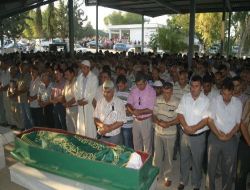 Belediye Temizlik İşçisi Kazada Hayatını Kaybetti