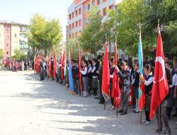 Ağrı'da İlköğretim Haftası Kutlandı