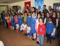 Kimse Yok Mu Derneği Samsun Şubesi İhtiyaç Sahibi Öğrencileri Giydirdi