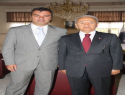 Adana Valisi'nden Eyüp'e Ziyaret