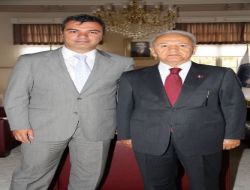 Adana Valisi Atış, Eyüp Belediye Başkanı Kavuncu'yu Ziyaret Etti
