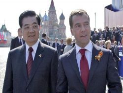 Rus Petrolü Doğrudan Çin'e Akacak; Rus Ve Çin'li Liderler Açılış Yapacak!