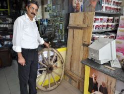 İş Yerini Müzeye Çevirdi