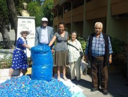 Huzurevi Sakinleri Plastik Kapak Toplama Kampanyasına Destek Verdi