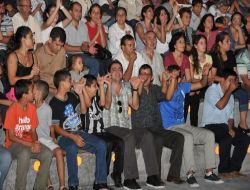 İzmir'in En Büyük Açık Hava Tiyatrosunda İlk Konser