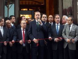 Başbakan Erdoğan, Restorasyonu Tamamlanan Tarihi Pera Palas Oteli'nin Açılışını Yaptı!