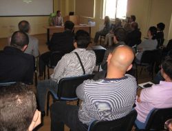 Acil Hekimlerine 'çocuklarda İleri Yaşam Desteği' Eğitimi Verildi