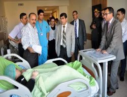 Vali Yardımcısı Tiryaki Ve Emniyet Müdürü Durmuşlar Yaralı İranlıları Ziyaret Etti