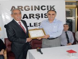 Kimse Yok Mu Derneği, Toptancılar Esnafına Pakistan Yardımı İçin Teşekkür Etti