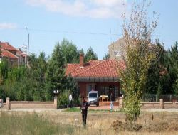 Hanefi Avcı'nın Eskişehir'deki Konutunda Kalaşnikof Silah  Bulundu!!