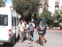 Çeşitli Suçlardan Yakalanan 5 Kişiden 4'ü Tutuklandı