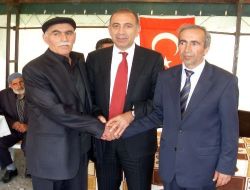 Chp İstanbul İl Başkanı Tekin, Kan Davalı İki Aileyi Barıştırdı