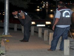 Bıçakla Yaraladıkları Vatandaşı Gasp Etmek İstediler