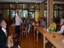 Müslümanların Bir Yük Olarak Görüldüğü Almanya'da Birlikte Yaşama Örneği