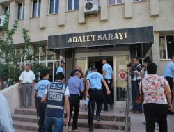 İlaç Yolsuzluğunda 7 Doktor ve 2 Eczacı Tutuklandı