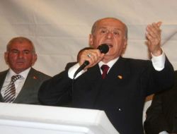 Bahçeli: İktidar 'evet' Oyu Çıkartmak İçin Türkiye'nin Bütün Meselelerini Unuttu