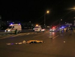 İzmir'de Trafik Kazası; Kask Takmayan Genç Hayatını Kaybetti