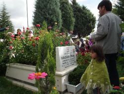Şehidi Anma Programına Hiçbir Yetkili Katılmadı
