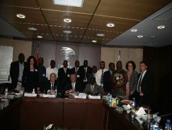 Afrika'da Milyonlarca Dönüm Arazi Ekilmeyi Bekliyor