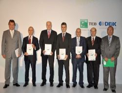 Kktc Ekonomisini Düzeltecek Rapor Kktc Hükümetine Sunuldu