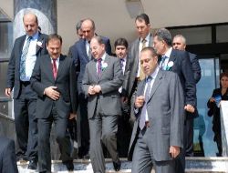Bakan Akdağ: 2010 Yılında İnsanlara Nasıl Giyineceklerini Öğretmeye Çalışıyoruz, Ayıp Değil Mi?