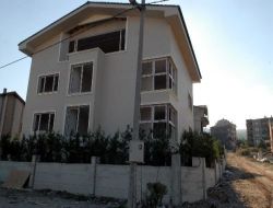 Uludağ Eteklerindeki Ruhsata Aykırı Villalar Yıkıldı