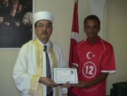 İslamı Belçika'da Araştırdı, Fethiye'de Müslüman Oldu
