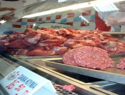 Tüketiciler Birliği: Yurtiçinde At ve Sığır Etini Ayıramayan Denetim, İthal Eti Nasıl İzleyecek?