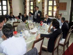 Ak Parti'li Tunçak: Burs Konusundaki Sıkıntıların Üstesinden Geleceğiz