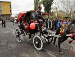 Atatürk'ün Kars'a Gelişinin 86. Yıl Dönümü Törenle Kutlandı