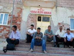 Karakale Belde Belediyesi Kapalı Olduğu İçin 5 Gündür Hizmet Veremiyor