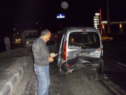 Kırmızı Işıkta Zincirleme Trafik Kazası: 3 Yaralı