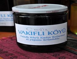 Kadınların Ürettiği Mandalina Şurubuna Rağbet Artıyor