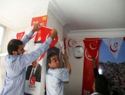 Mardin'de Saadet Partisi'nin Bayrakları İndirildi!