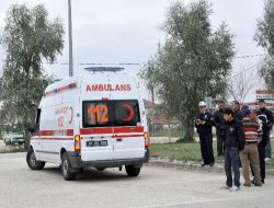 Motosiklet Otomobile Çarptı: 1 Yaralı!
