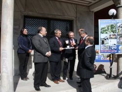 Kozan Belediyesi Ayasofya'da Bal Şerbeti Dağıtacak