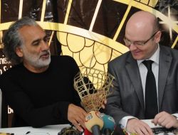Yönetmen Sinan Çetin 'altın Üzüm'ü Tanıttı