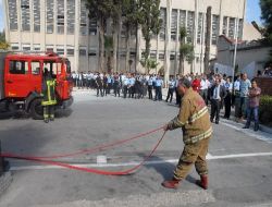 Polisler Yangın Eğitim Verildi