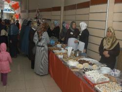 Kütahya Kadın Platformu'ndan Öğrenciler Yararına Kermes
