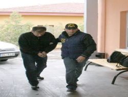Erzincan'da Pkk'ya Yardım Ettiği İddia Edilen 2 Kardeş Erzurum'a Sevk Edildi