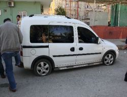 Mersin'de İki Aracın Lastikleri Patlatıldı