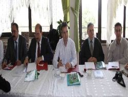 Macaristan Orman İşletme Heyeti, Kayın Mantarını İnceliyor