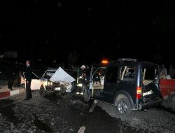 Piknik Dönüşü Trafik Kazası: 8 Yaralı!