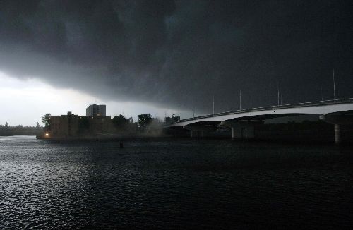 Ukrayna'da fırtına uyarısı!..