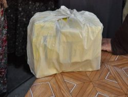 Bir Paket Yağ İçin Birbirlerini Ezdiler